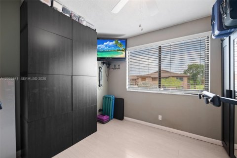 Copropriété à vendre à Sunrise, Floride: 2 chambres, 70.61 m2 № 2186053 - photo 22