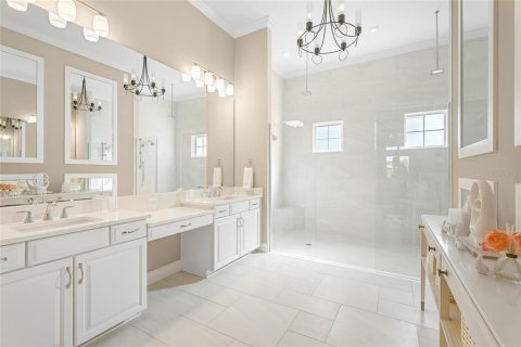 Купить виллу или дом в Сарасота, Флорида 12 комнат, 421.87м2, № 2199319 - фото 19