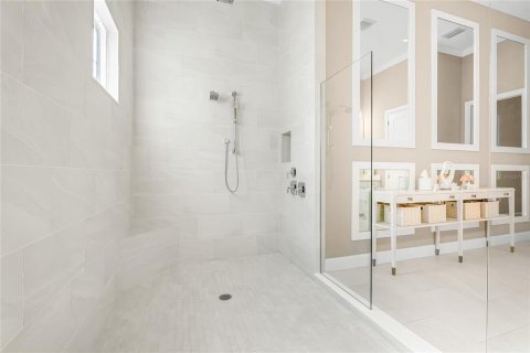 Купить виллу или дом в Сарасота, Флорида 12 комнат, 421.87м2, № 2199319 - фото 20