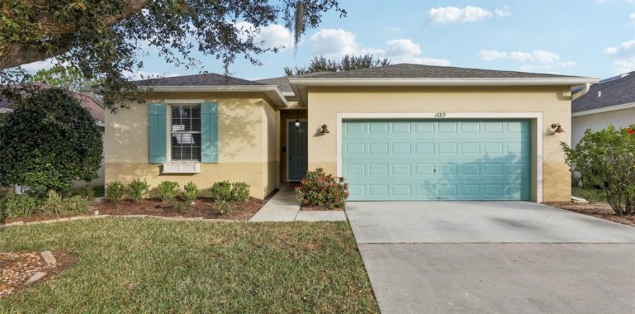 Villa ou maison à Mount Dora, Floride 4 chambres, 156.63 m2 № 2423738