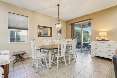 Villa ou maison à vendre à Mount Dora, Floride: 4 chambres, 156.63 m2 № 2423738 - photo 12