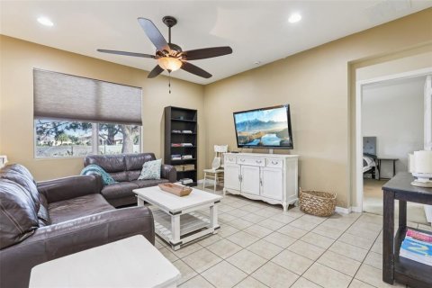 Villa ou maison à vendre à Mount Dora, Floride: 4 chambres, 156.63 m2 № 2423738 - photo 11