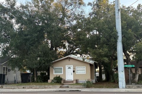 Casa en Tampa, Florida 3 dormitorios, 117.06 m2 № 2228227