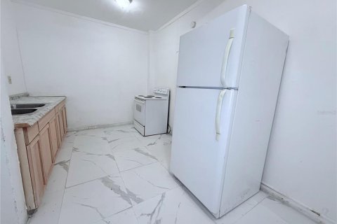 Casa en venta en Tampa, Florida, 3 dormitorios, 117.06 m2 № 2228227 - foto 7