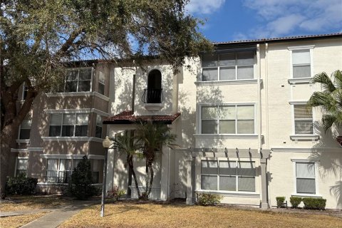 Copropriété à louer à Orlando, Floride: 1 chambre, 55.46 m2 № 2122073 - photo 2