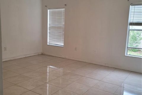 Casa en venta en Haines City, Florida, 4 dormitorios, 175.86 m2 № 2236772 - foto 11