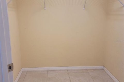 Casa en venta en Haines City, Florida, 4 dormitorios, 175.86 m2 № 2236772 - foto 12