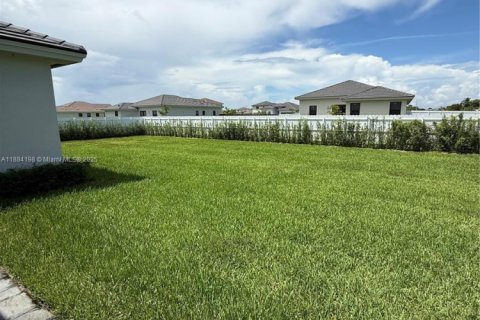 Casa en alquiler en Homestead, Florida, 4 dormitorios, 193.98 m2 № 1930985 - foto 28