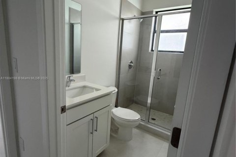 Casa en alquiler en Homestead, Florida, 4 dormitorios, 193.98 m2 № 1930985 - foto 21