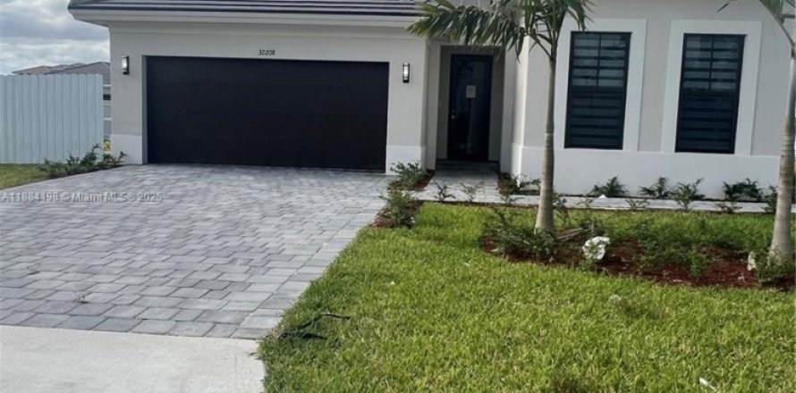 Casa en Homestead, Florida 4 dormitorios, 193.98 m2 № 1930985