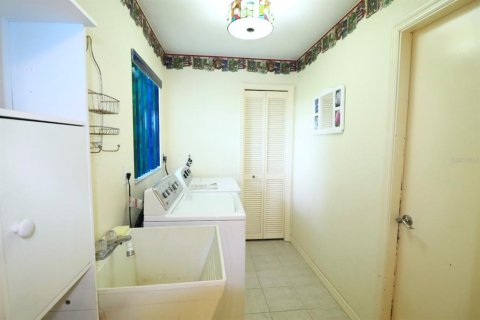House in Ocala, Florida 2 bedrooms, 141.21 sq.m. № 1677801 - photo 23