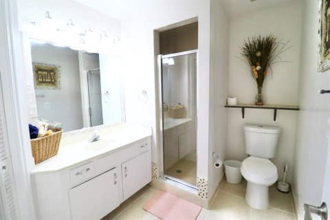 House in Ocala, Florida 2 bedrooms, 141.21 sq.m. № 1677801 - photo 22