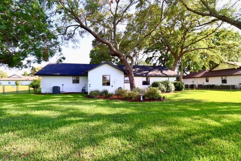 House in Ocala, Florida 2 bedrooms, 141.21 sq.m. № 1677801 - photo 29