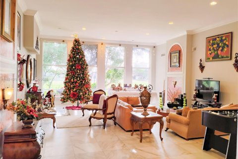 Villa ou maison à vendre à Tamarac, Floride: 4 chambres, 314.47 m2 № 1781591 - photo 22
