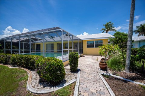 Casa en venta en Punta Gorda, Florida, 2 dormitorios, 142.88 m2 № 1850301 - foto 4
