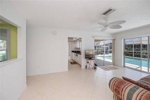 Casa en venta en Punta Gorda, Florida, 2 dormitorios, 142.88 m2 № 1850301 - foto 18