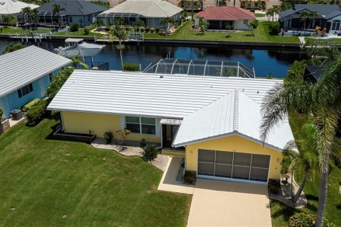 Casa en venta en Punta Gorda, Florida, 2 dormitorios, 142.88 m2 № 1850301 - foto 6