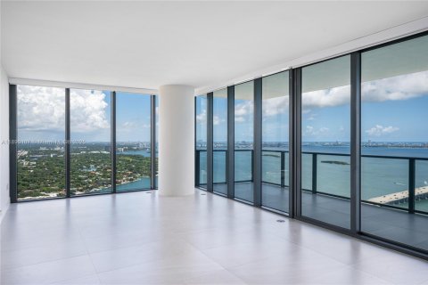 Condo in Miami, Florida, 3 bedrooms  № 1945636 - photo 3