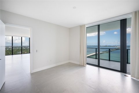 Condo in Miami, Florida, 3 bedrooms  № 1945636 - photo 10