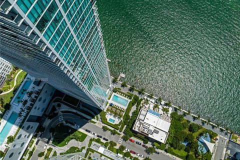 Condo in Miami, Florida, 3 bedrooms  № 1945636 - photo 30