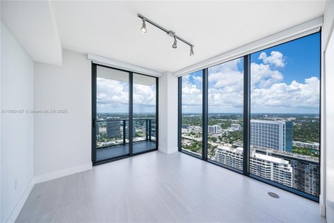 Condo in Miami, Florida, 3 bedrooms  № 1945636 - photo 19