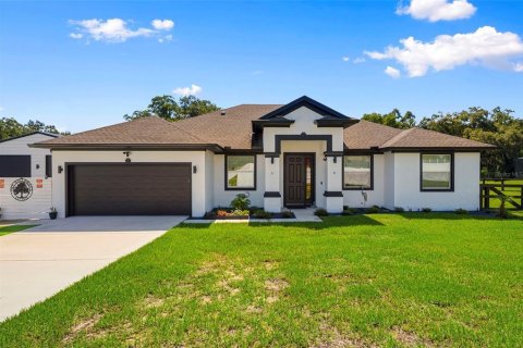 House in Bartow, Florida 4 bedrooms, 225.47 sq.m. № 2221257