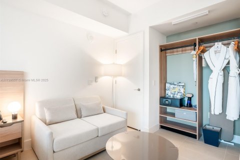 Condo in Miami, Florida  № 1811548 - photo 24