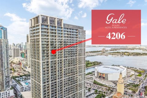 Condo in Miami, Florida  № 1811548 - photo 1
