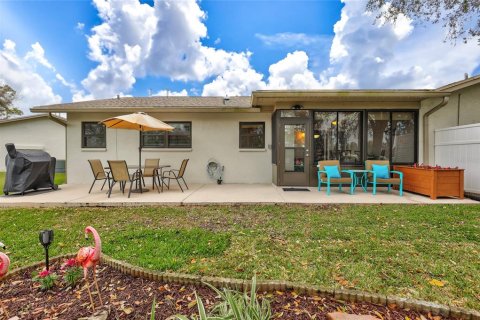 House in Largo, Florida 2 bedrooms, 105.44 sq.m. № 1557204 - photo 22
