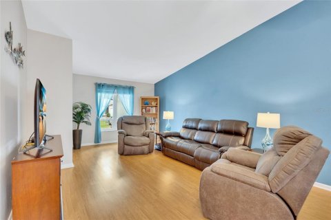 House in Largo, Florida 2 bedrooms, 105.44 sq.m. № 1557204 - photo 5