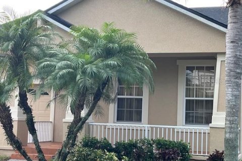 House in Orlando, Florida 4 bedrooms, 234.86 sq.m. № 1762104 - photo 2