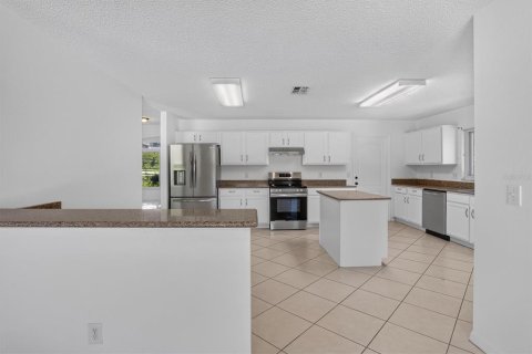 Villa ou maison à vendre à Clermont, Floride: 4 chambres, 279.54 m2 № 2427327 - photo 21