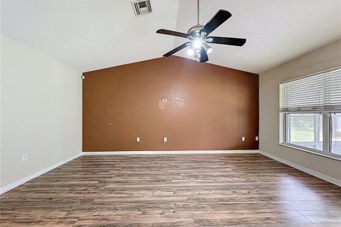 Apartamento en alquiler en Kissimmee, Florida, 3 dormitorios, 113.62 m2 № 1767797 - foto 16