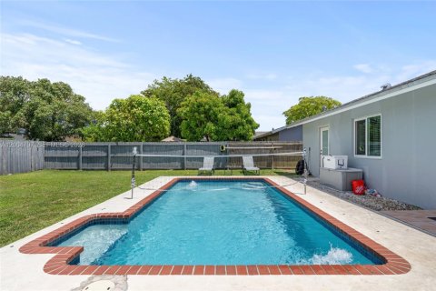 Villa ou maison à vendre à Homestead, Floride: 3 chambres, 124.77 m2 № 2068655 - photo 23