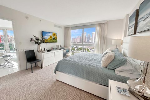 Снять в аренду кондоминиум в Санни-Айлс-Бич, Флорида 3 спальни, 135.45м2, № 1984437 - фото 12