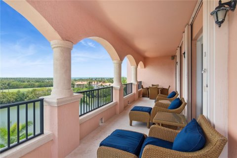 Condo in Coral Gables, Florida, 3 bedrooms  № 1660203 - photo 26