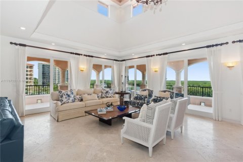 Condo in Coral Gables, Florida, 3 bedrooms  № 1660203 - photo 5