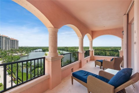 Condo in Coral Gables, Florida, 3 bedrooms  № 1660203 - photo 25