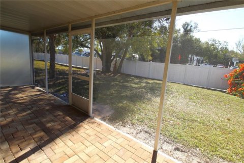 Appartement à louer à Sarasota, Floride: 2 chambres, 81.29 m2 № 1869679 - photo 11