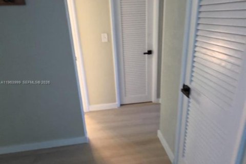 Copropriété à vendre à Sunny Isles Beach, Floride: 1 chambre, 93.37 m2 № 2026636 - photo 13