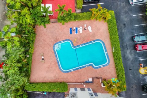 Copropriété à vendre à Miami, Floride: 2 chambres, 91.6 m2 № 1825722 - photo 20