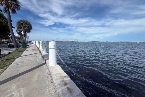 Copropriété à vendre à Miami, Floride: 2 chambres, 91.6 m2 № 1825722 - photo 28