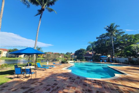 Купить кондоминиум в Мирамар, Флорида 3 спальни, 104.52м2, № 1948926 - фото 29