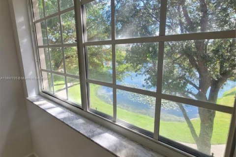 Купить кондоминиум в Мирамар, Флорида 3 спальни, 104.52м2, № 1948926 - фото 20