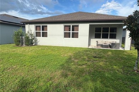 Casa en alquiler en Zephyrhills, Florida, 3 dormitorios, 154.4 m2 № 1855830 - foto 15