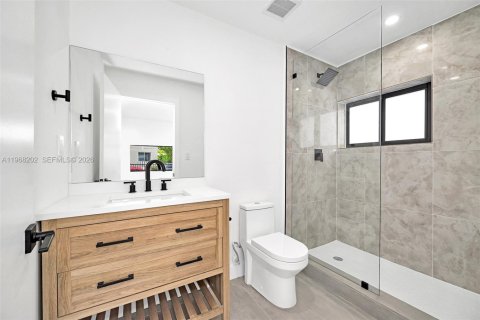 Снять в аренду виллу или дом в Майами, Флорида 3 спальни, 162.76м2, № 2029333 - фото 16