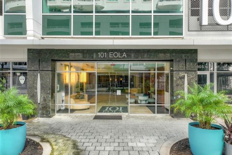 Condo in Orlando, Florida, 1 bedroom  № 2369607 - photo 5