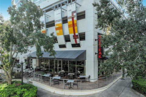 Condo in Orlando, Florida, 1 bedroom  № 2369607 - photo 7