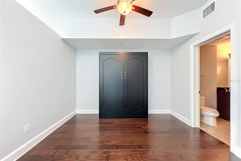 Condo in Orlando, Florida, 1 bedroom  № 2369607 - photo 20