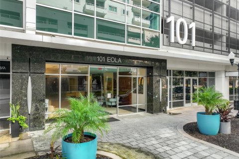 Condo in Orlando, Florida, 1 bedroom  № 2369607 - photo 6